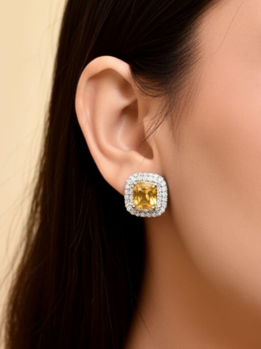 Savana Diamond Earing & Pendant Set