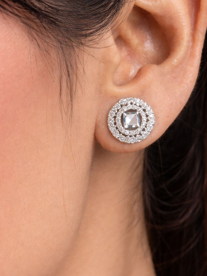 Alankrita Diamond earing & pendant stud
