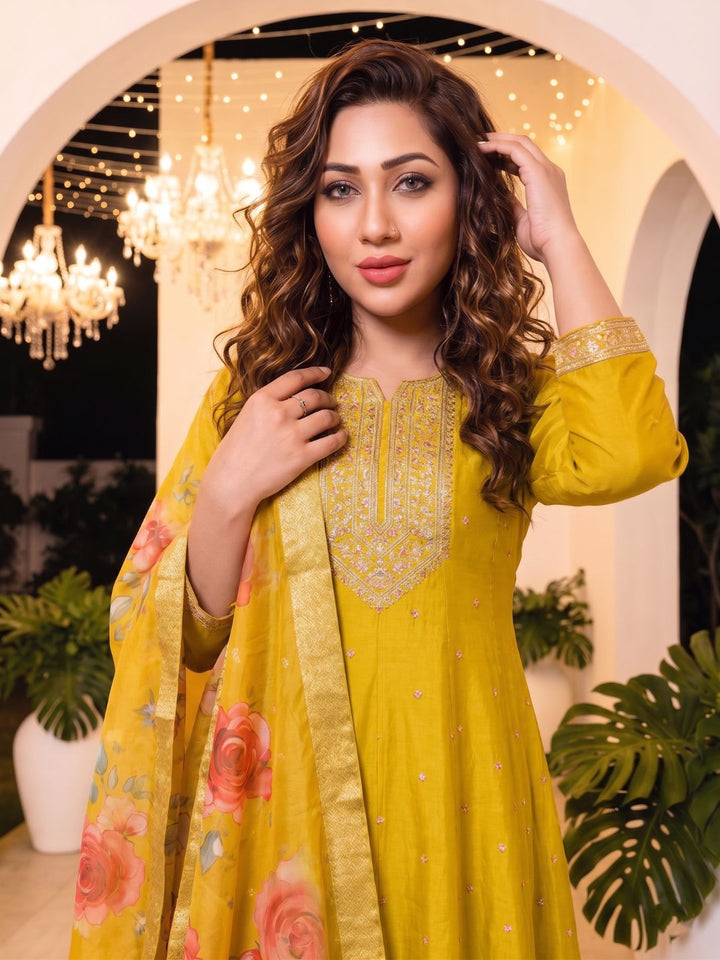 Shanti Amber Full Work Suit Set