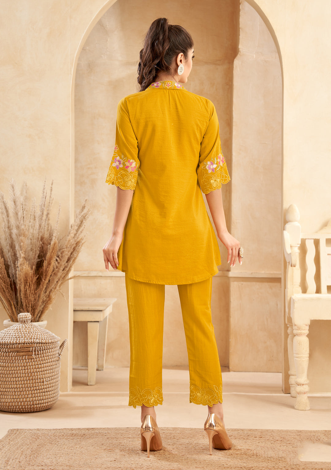 ASMI AMBER EMBROIDERED CO-ORD SET