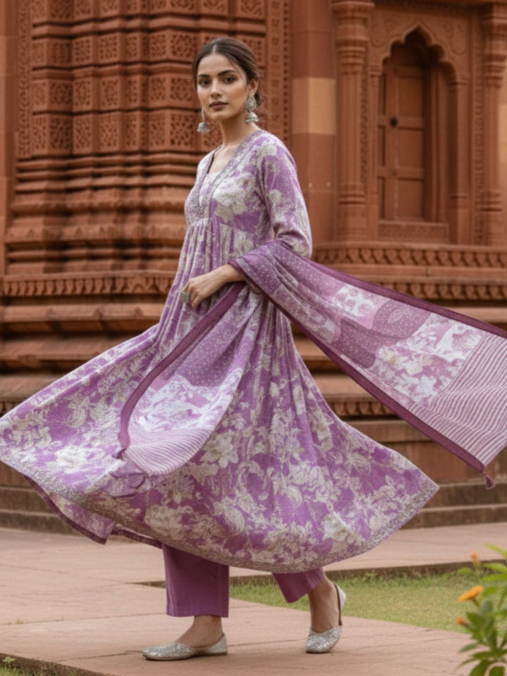 Tejaswi Lilac Floral Suit Set