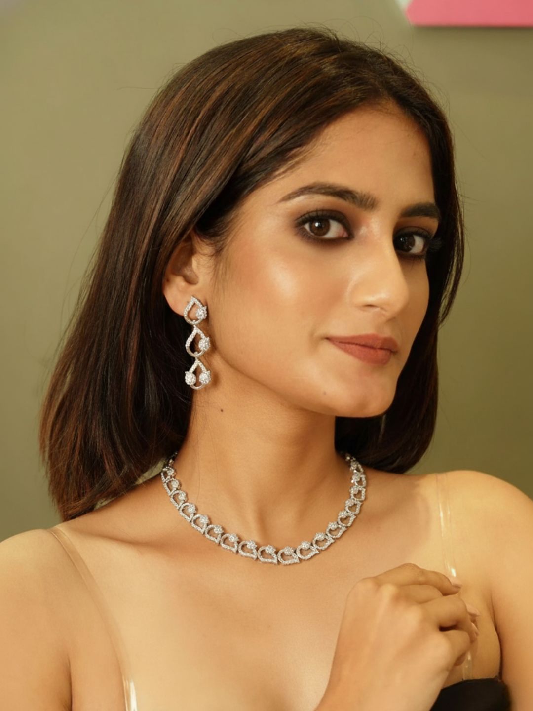 Antaara Diamond Necklace set