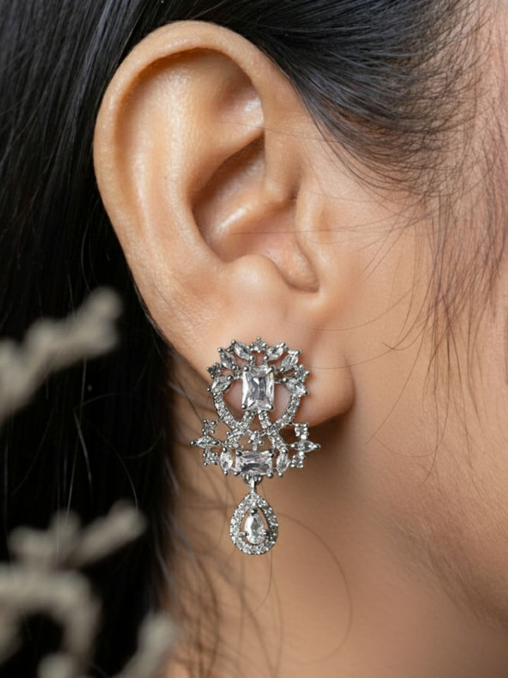 Savana Diamond Earing & Pendant Set