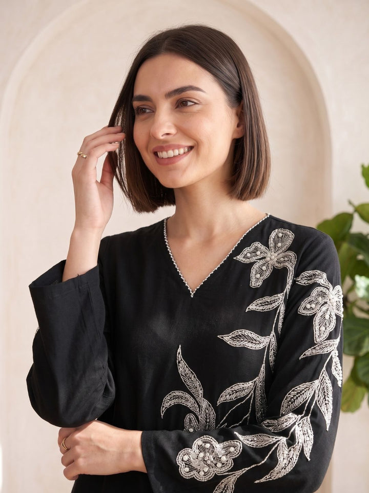 Tashvika ebony embroidered Co-ord Set