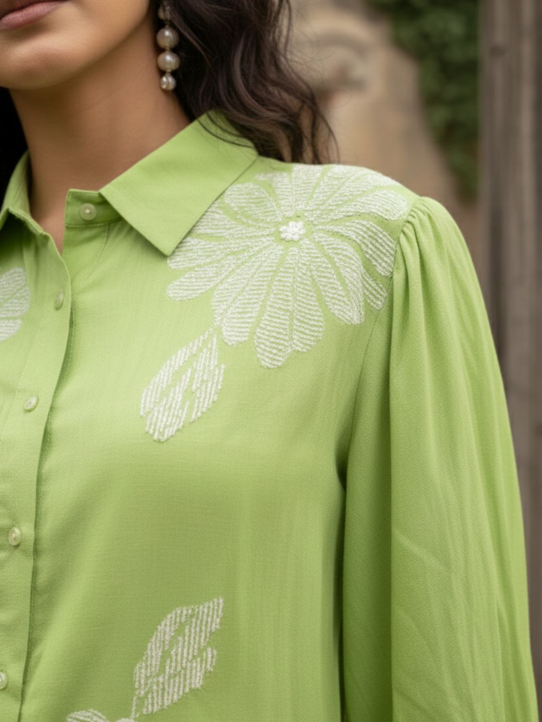 Holly pear Embroidered Co-ord Set