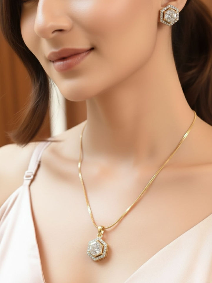 Shama Diamond Earing & Pendant Set