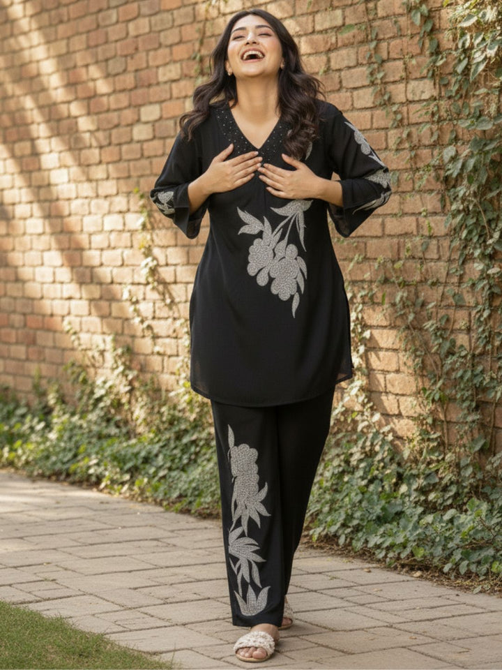 Bodhi Onyx Embroidery Muslin Co-ord Set