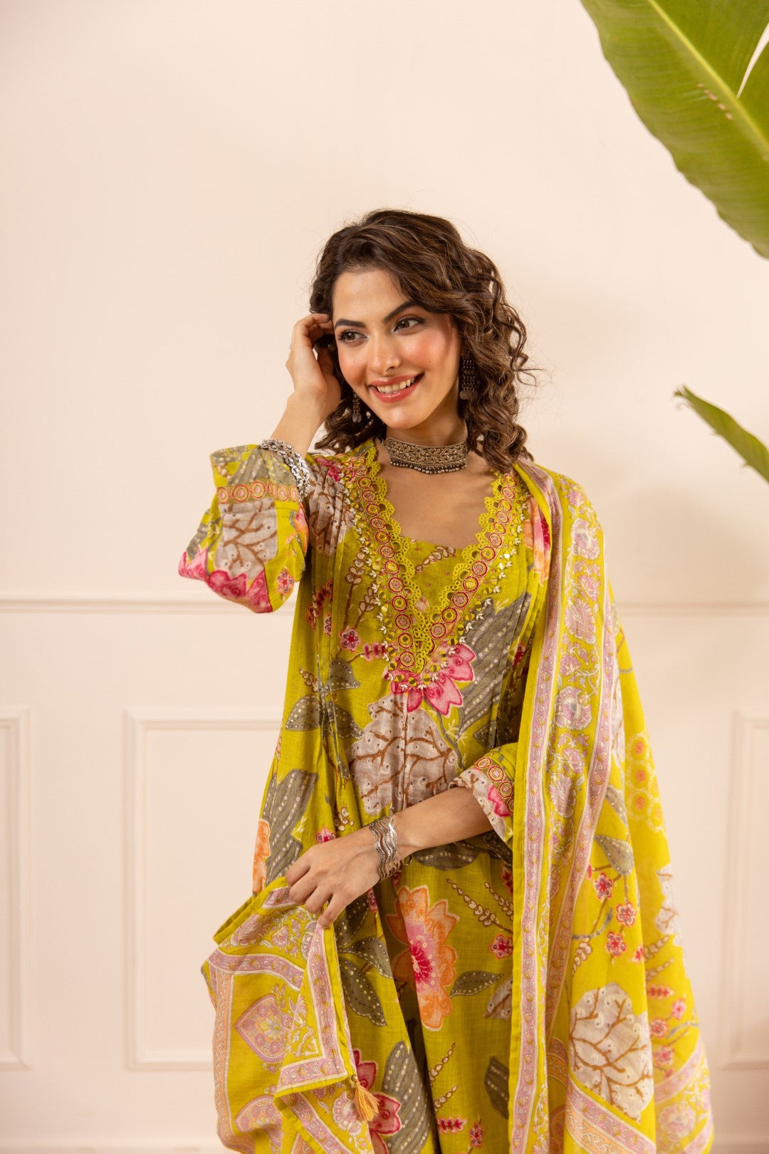 Karen mimosa embroidery cotton suit set