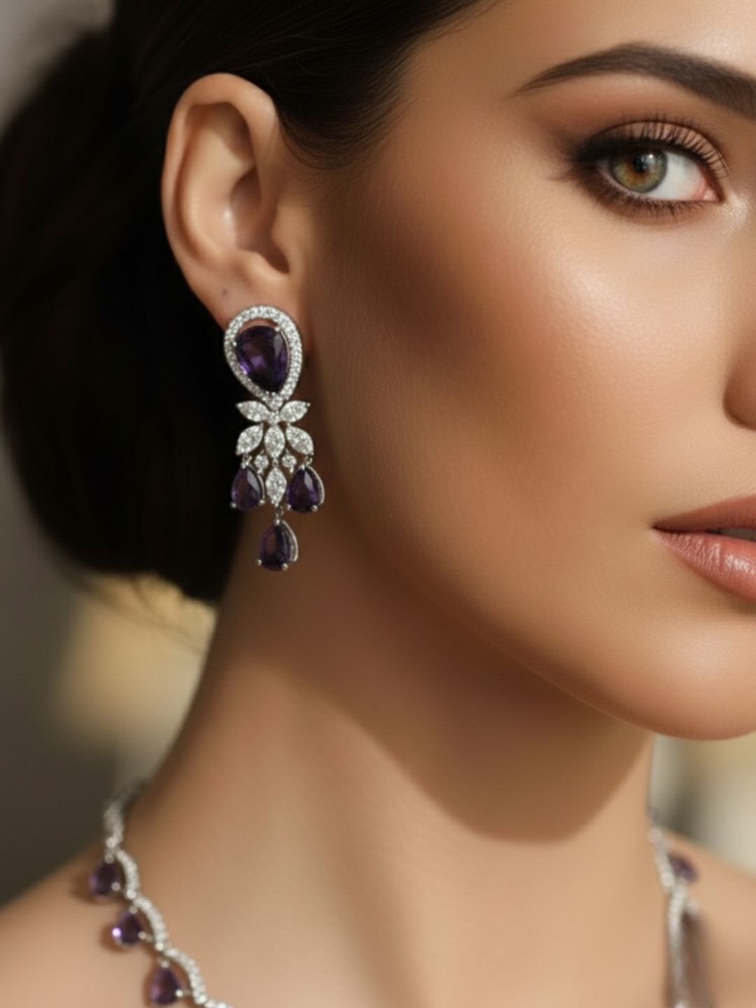 Antaara Diamond Necklace with Earings