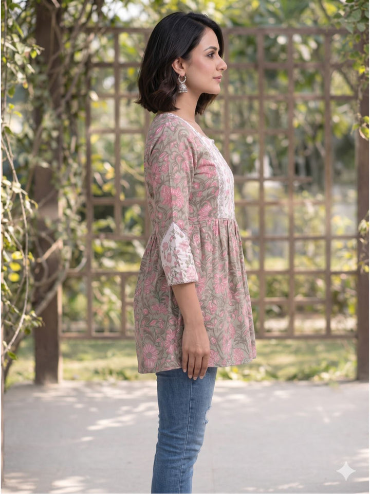 Hiya Clay Embroidered Cotton Top