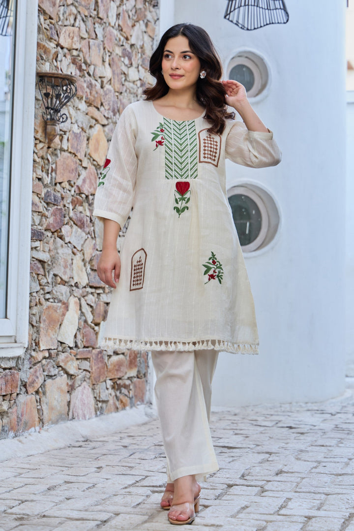 Tiara platinum embroidery co-ord set
