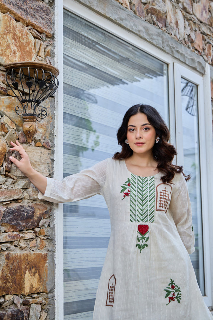 Tiara platinum embroidery co-ord set