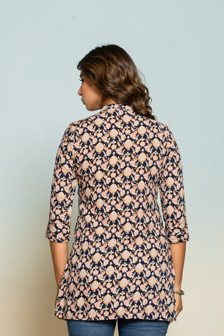 UMA JET PRINTED COTTON SHORT TOP