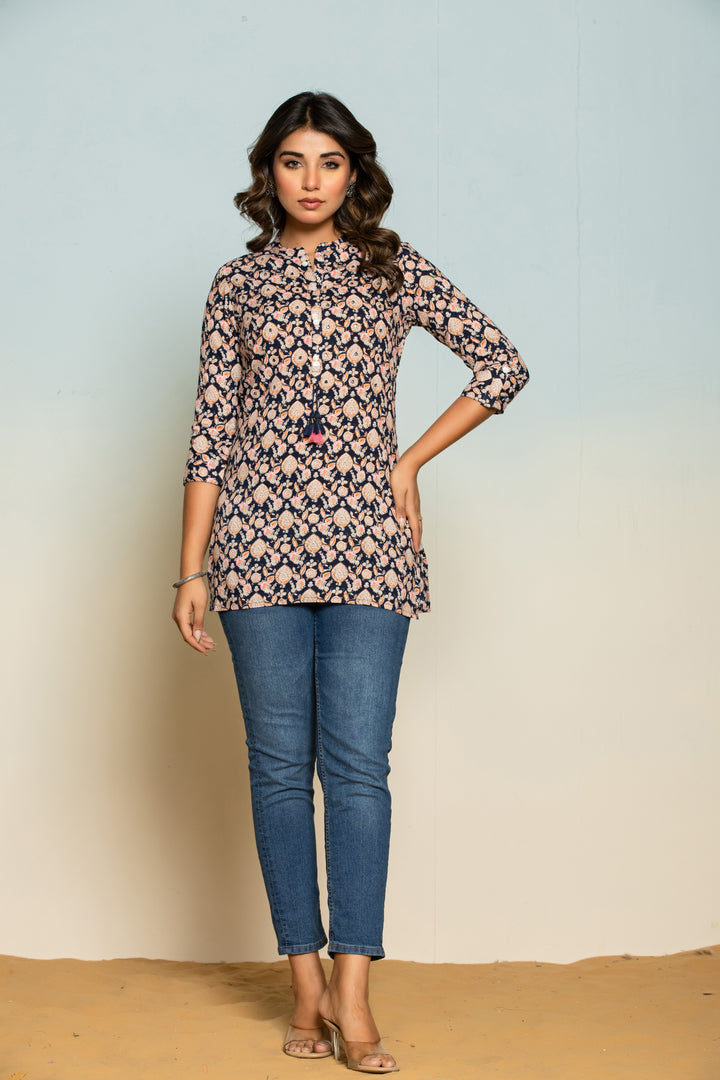 UMA JET PRINTED COTTON SHORT TOP