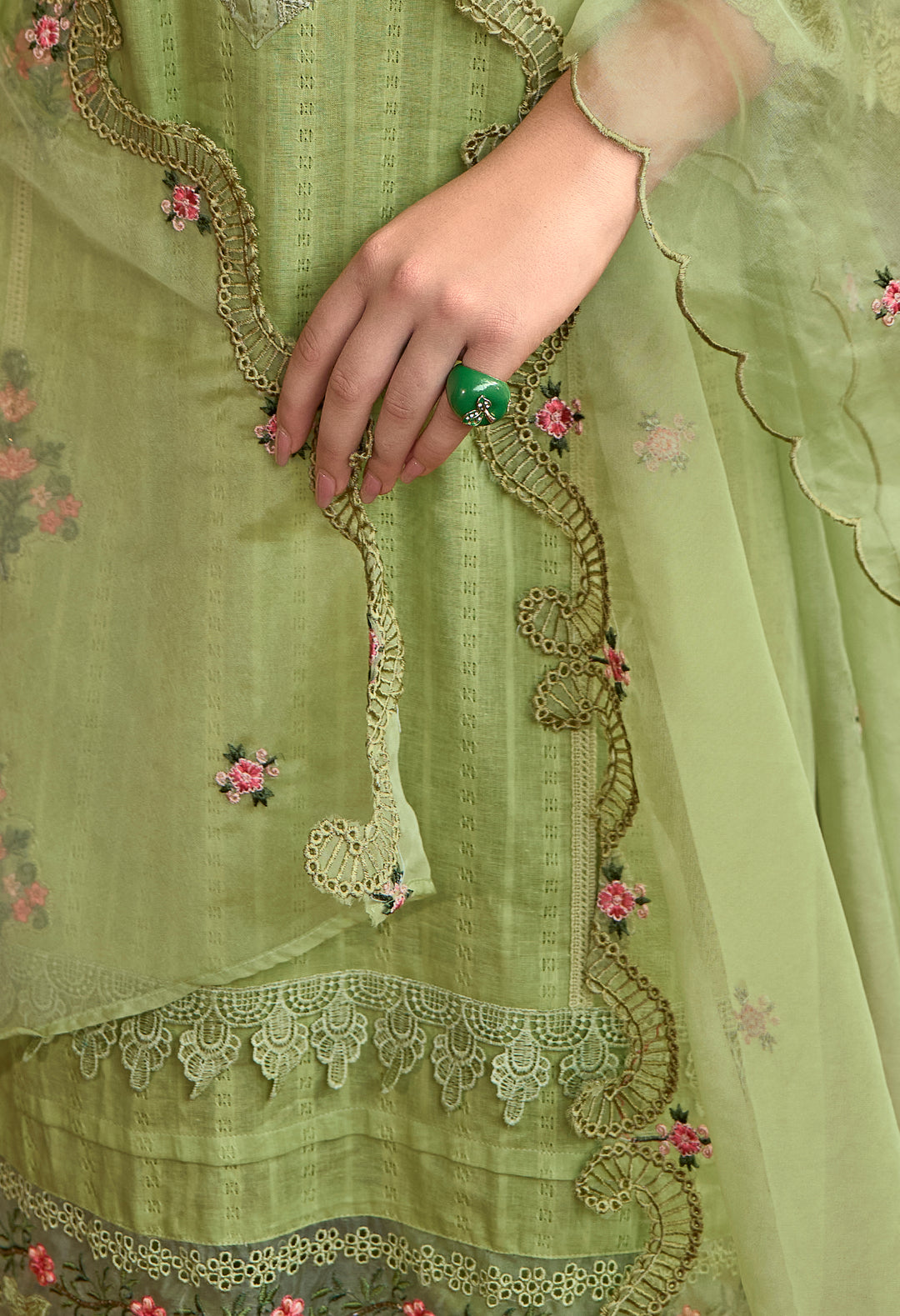 Tasneem Fern Embroidered Pakistani Suit Set