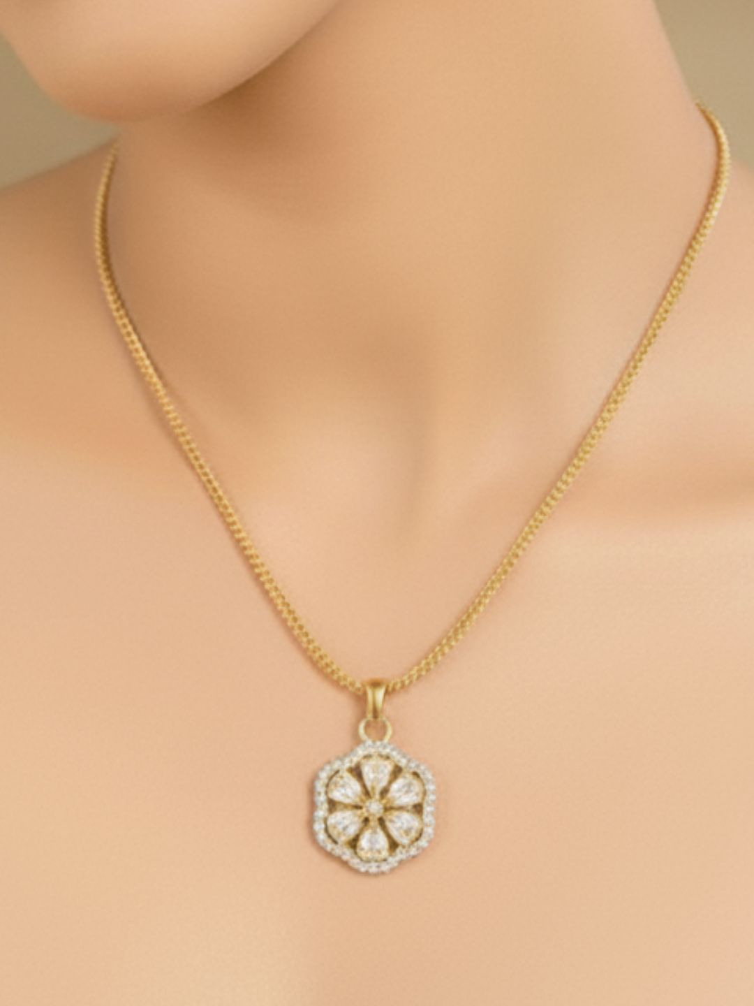 ANTAARA FLORAL STUD & PENDANT SET