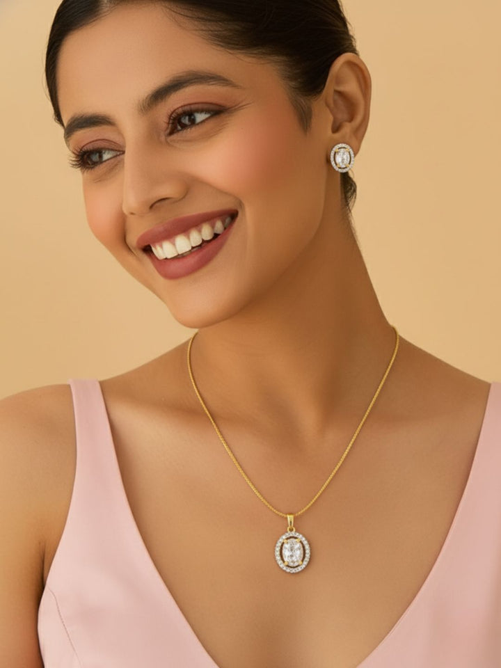 Antaara diamond earing & pendant stud