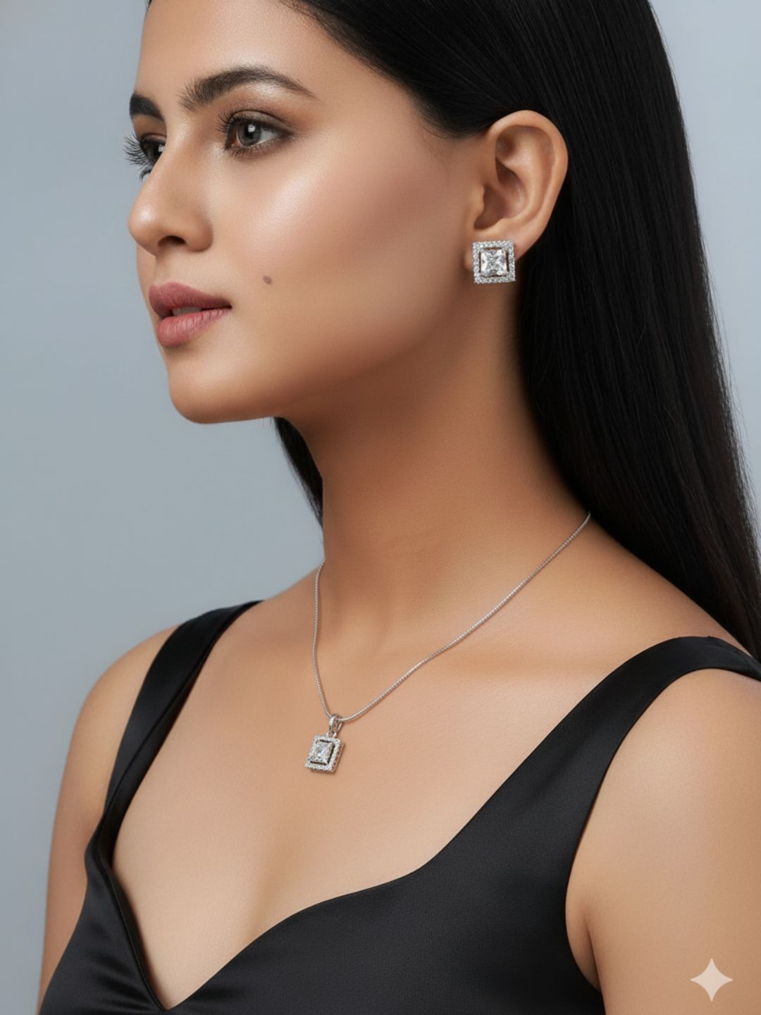 Shama Diamond Earing & Pendant Set