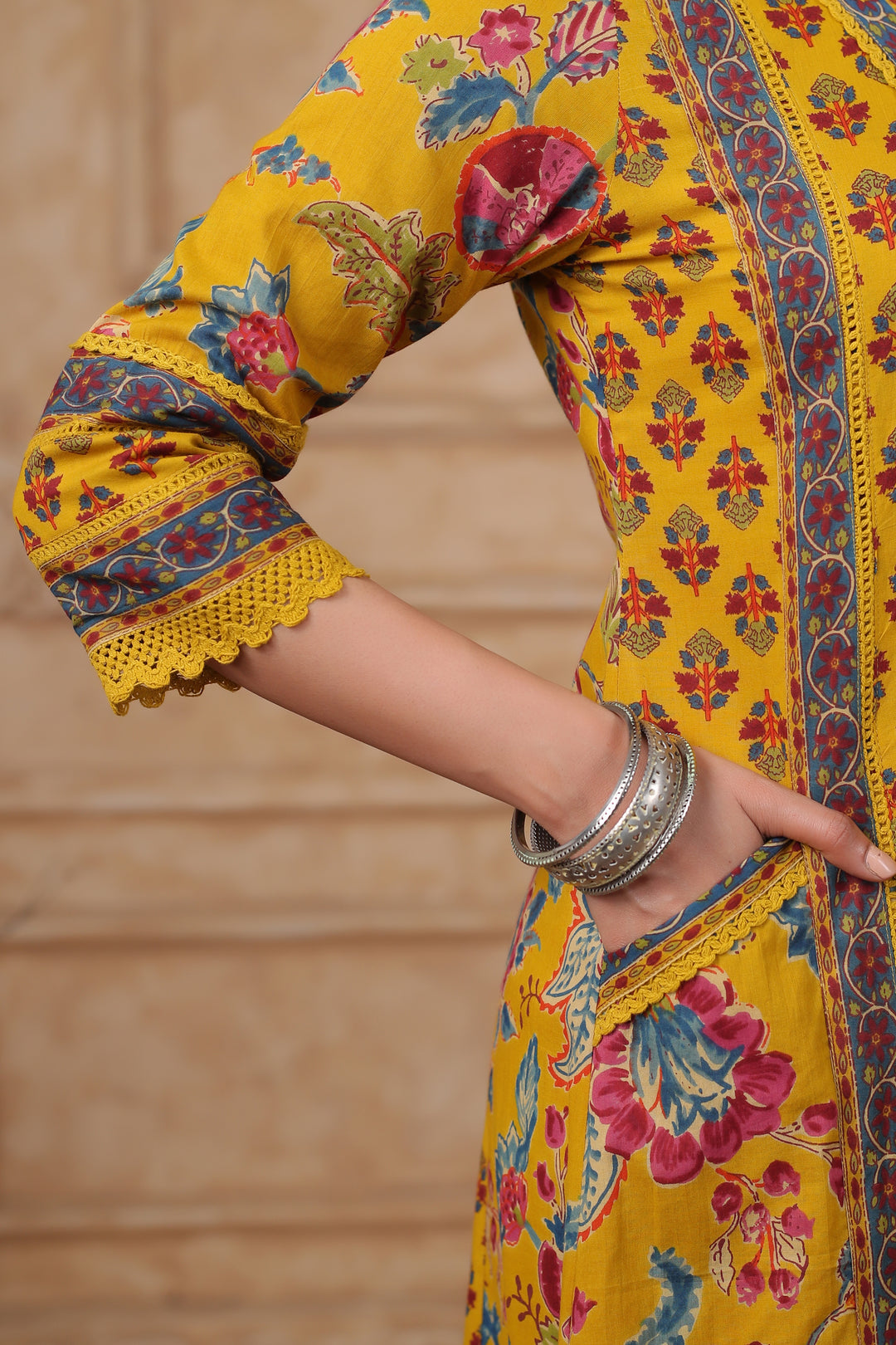 HIYA MUSTARD PRINTED COTTON SUIT SET