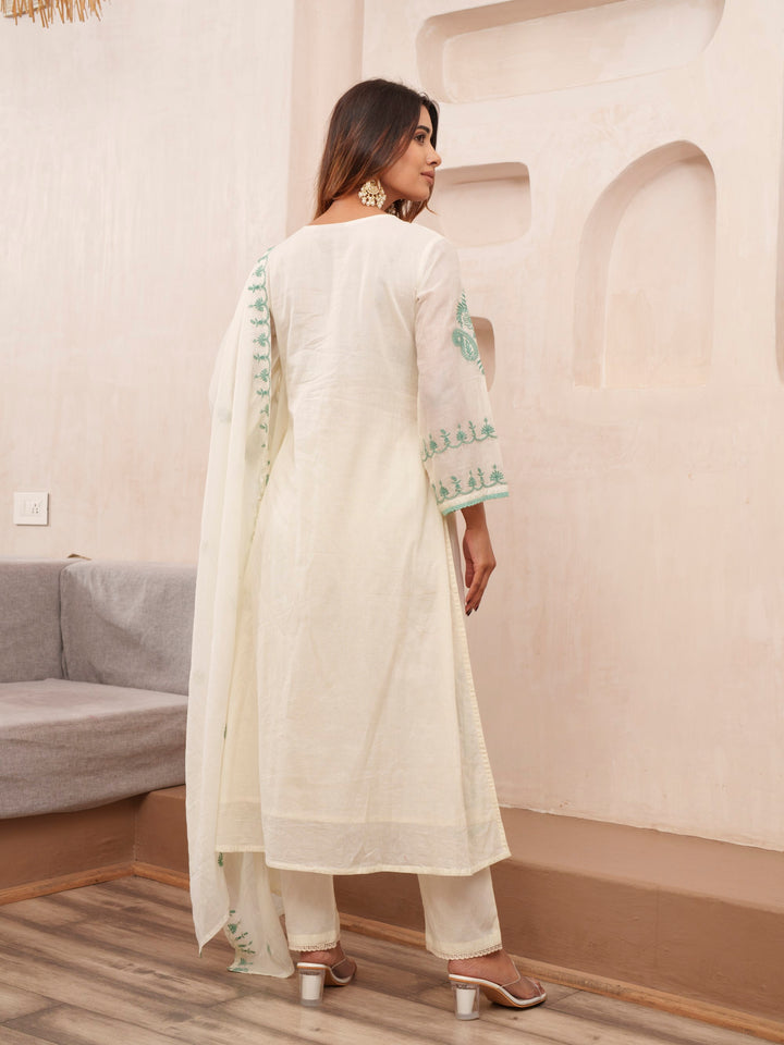 Tashvika Misriteal Cotton Embroidered Lawn Suit set