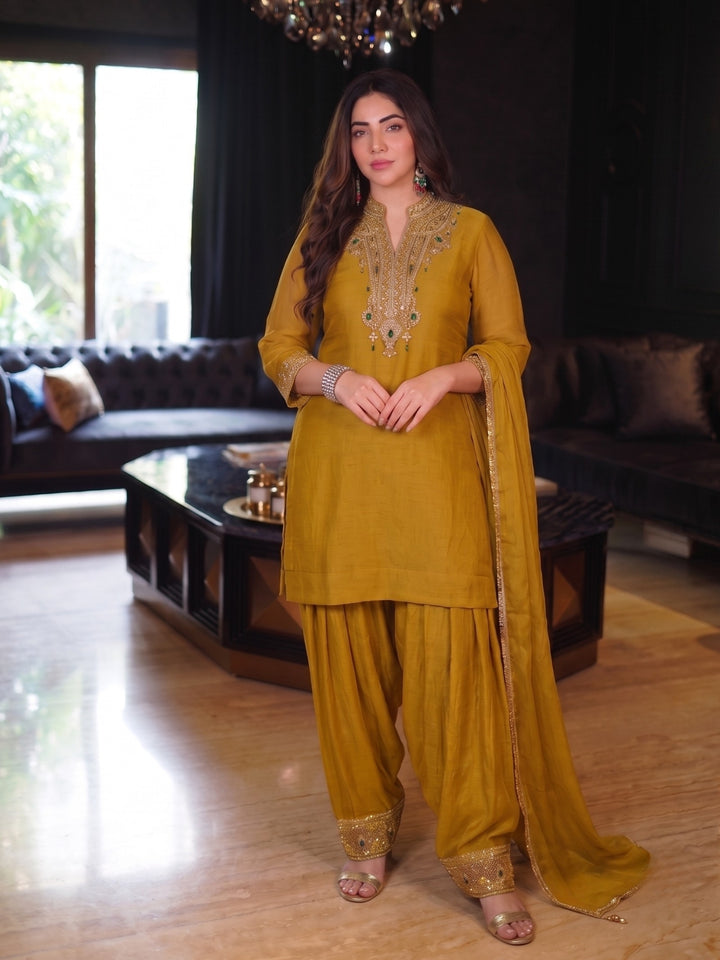 Alpa Tuscan Full Work Farshi Suit Set