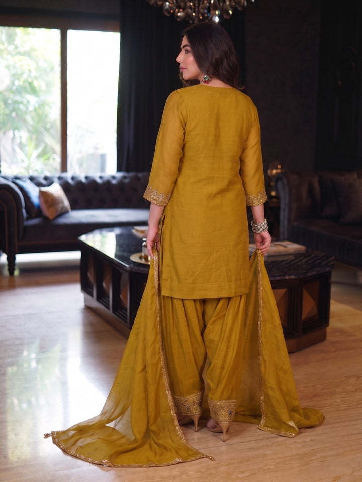 Alpa Tuscan Full Work Farshi Suit Set