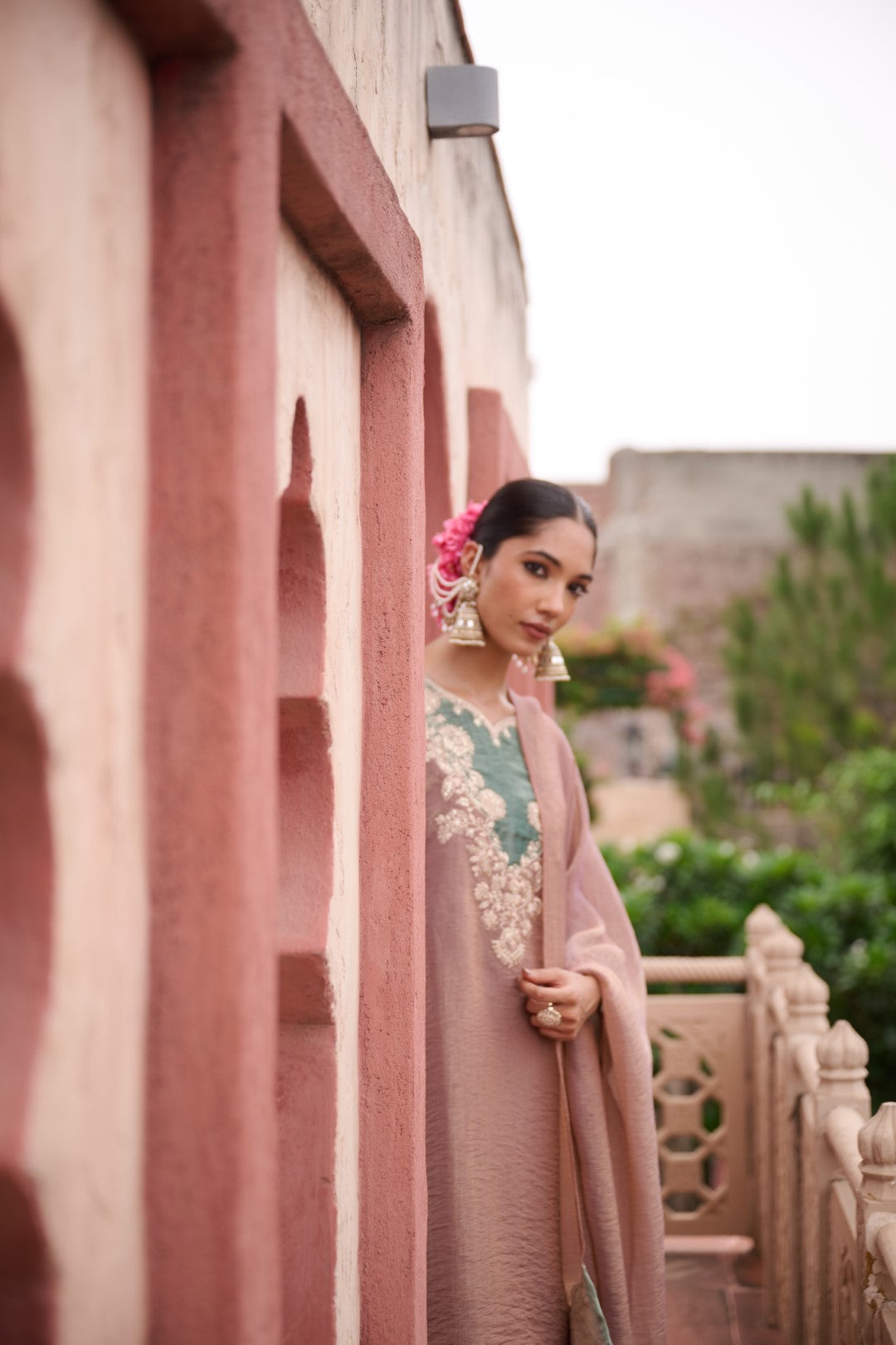 Gaurisha Tan Full Work Premium Suit set