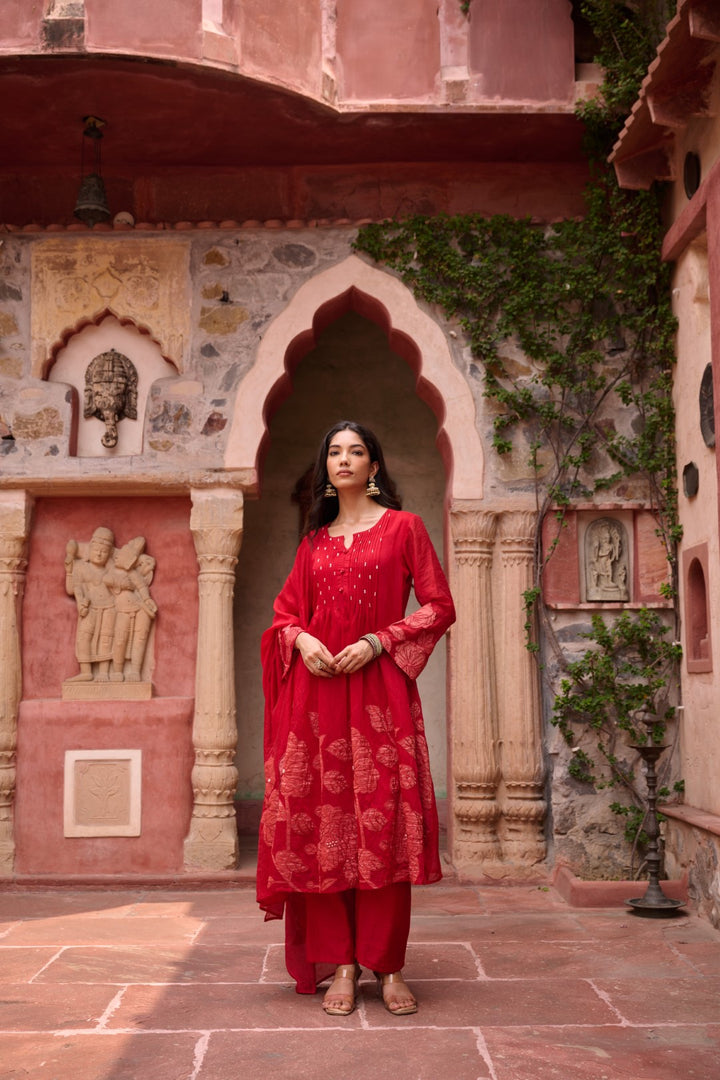 Sangini Scarlet Premium Suit set