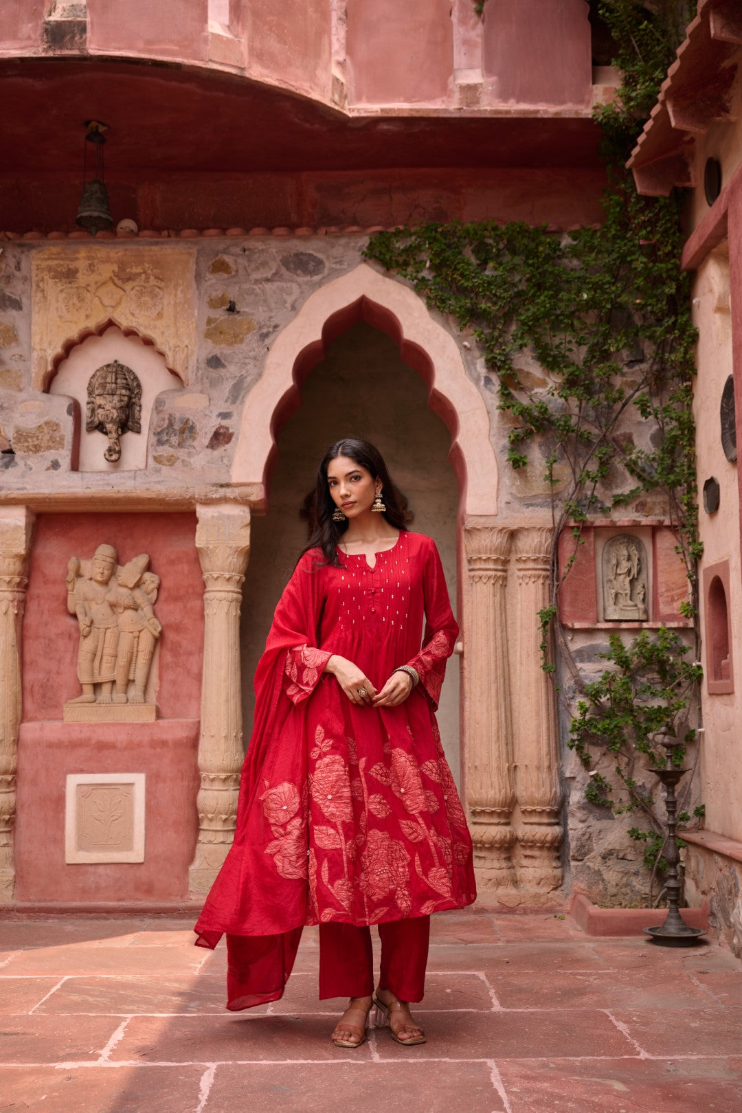 Sangini Scarlet Premium Suit set
