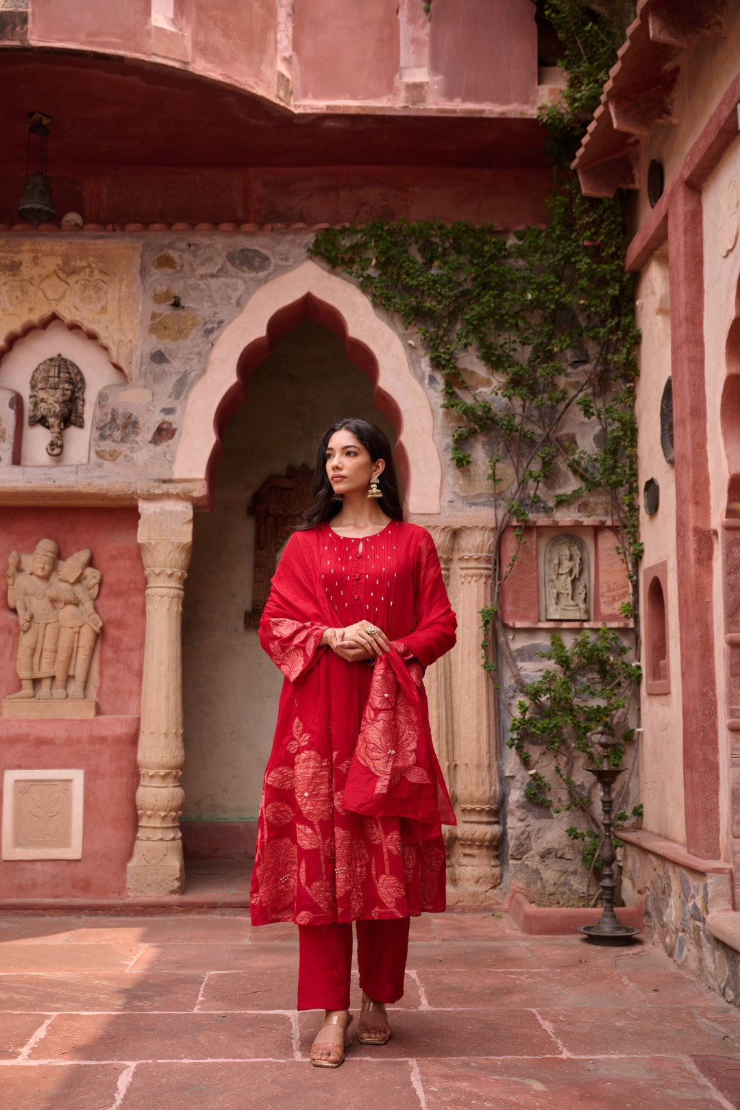 Sangini Scarlet Premium Suit set