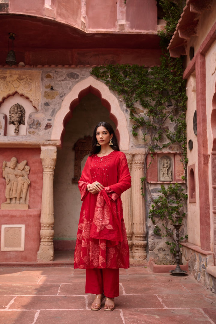 Sangini Scarlet Premium Suit set