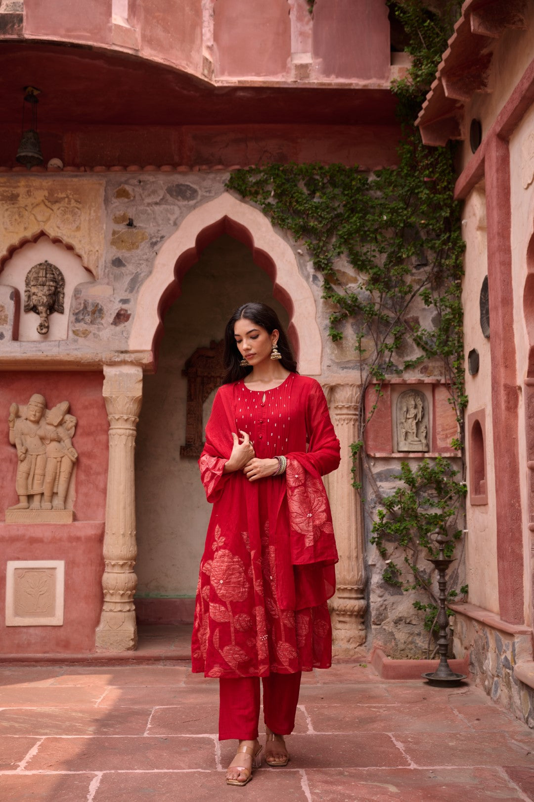 Sangini Scarlet Premium Suit set