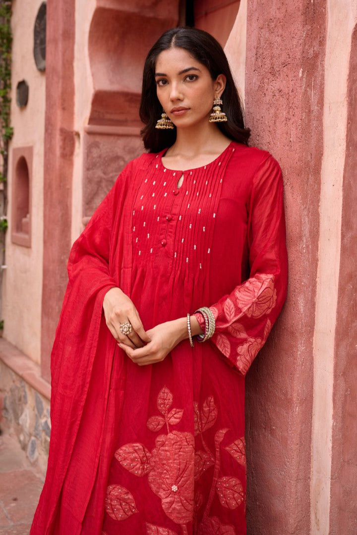 Sangini Scarlet Premium Suit set