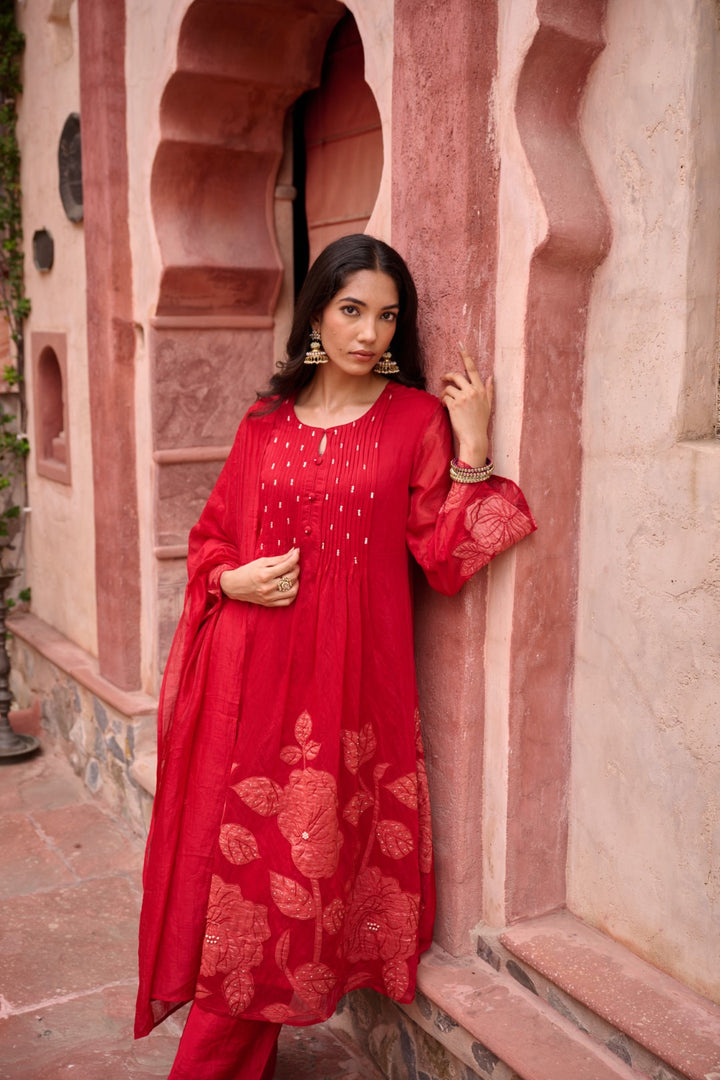 Sangini Scarlet Premium Suit set