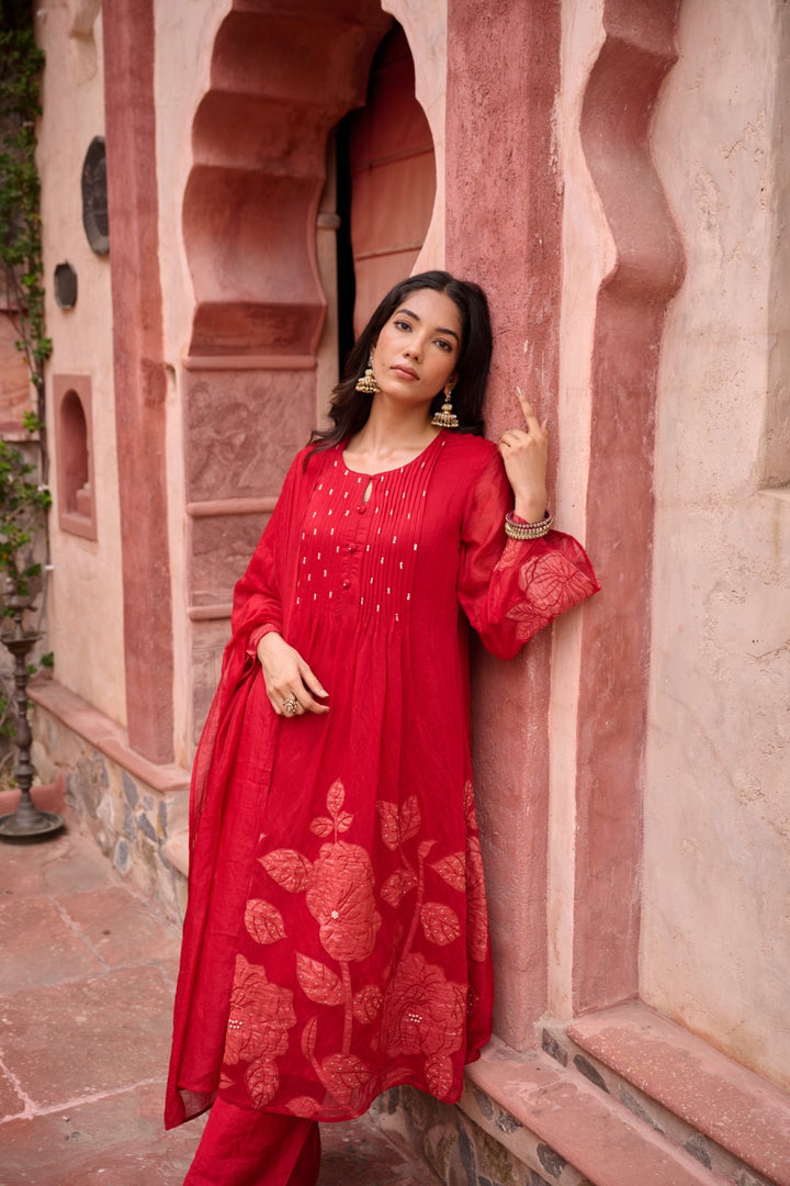 Sangini Scarlet Premium Suit set