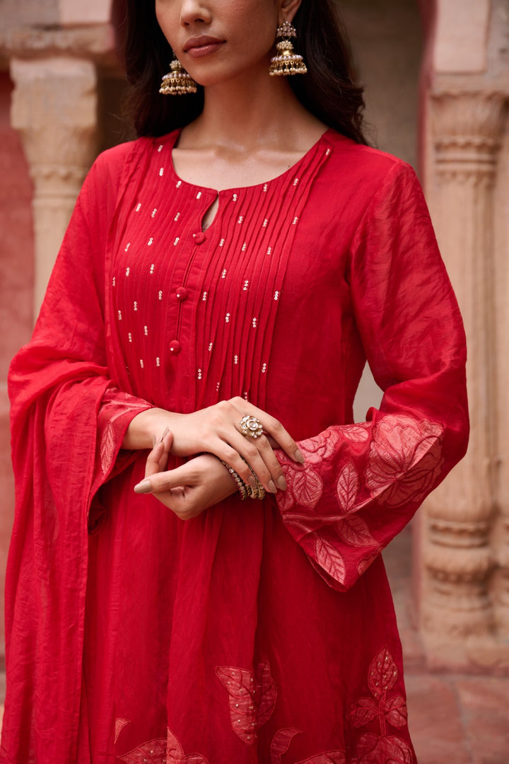 Sangini Scarlet Premium Suit set
