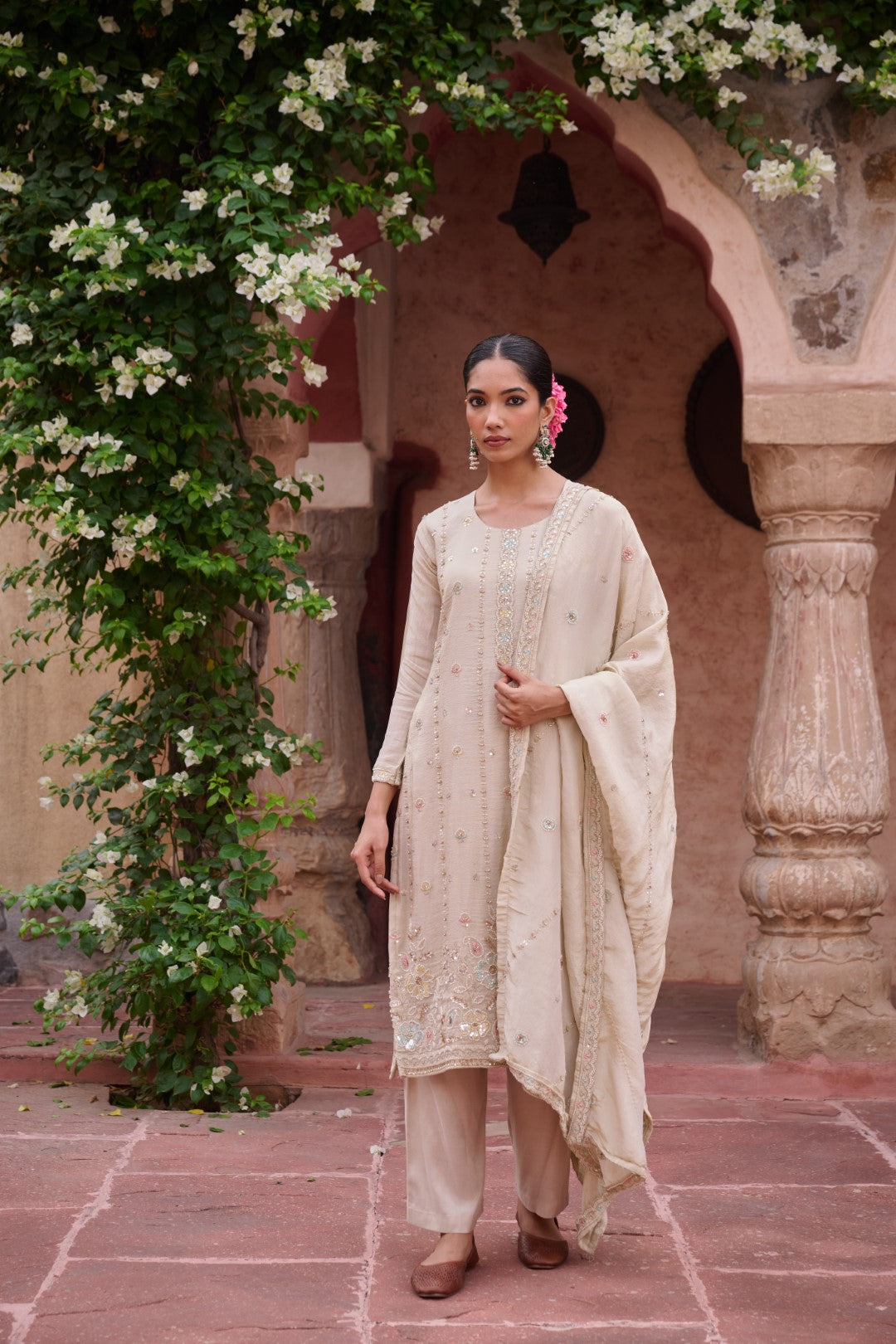 Gaurisha Daisy Full work Premium Suit Set