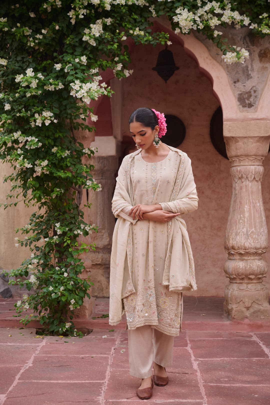 Gaurisha Daisy Full work Premium Suit Set