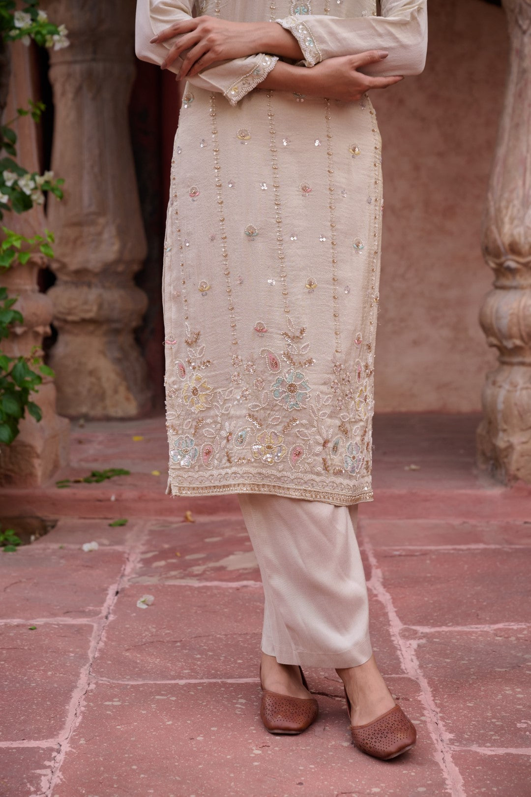 Gaurisha Daisy Full work Premium Suit Set