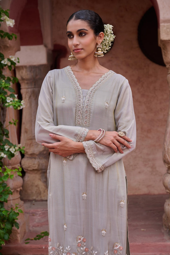 Gaurisha ash full work suit set