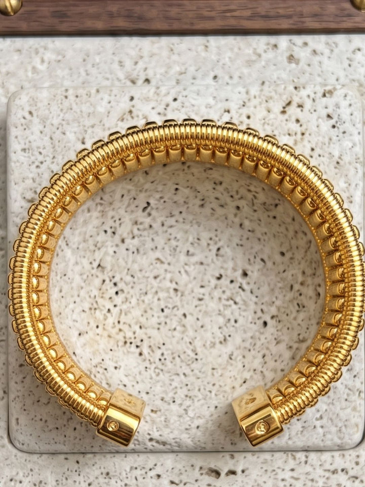 BNG-A00174-GOLD_2