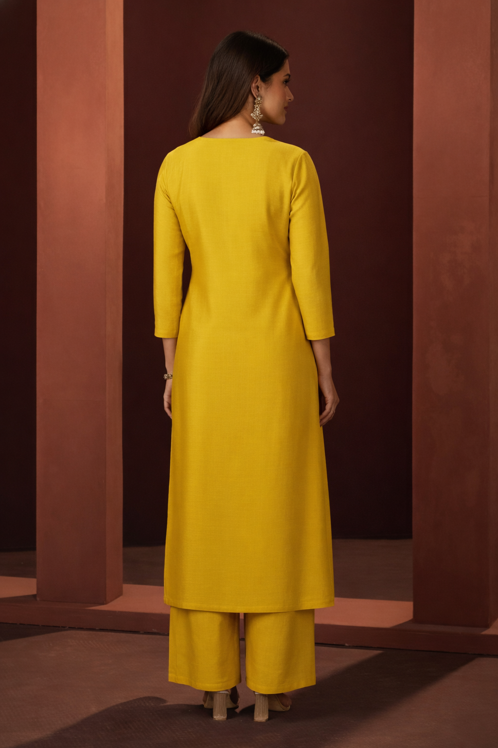 Haniya Amber Full Work Suit Set