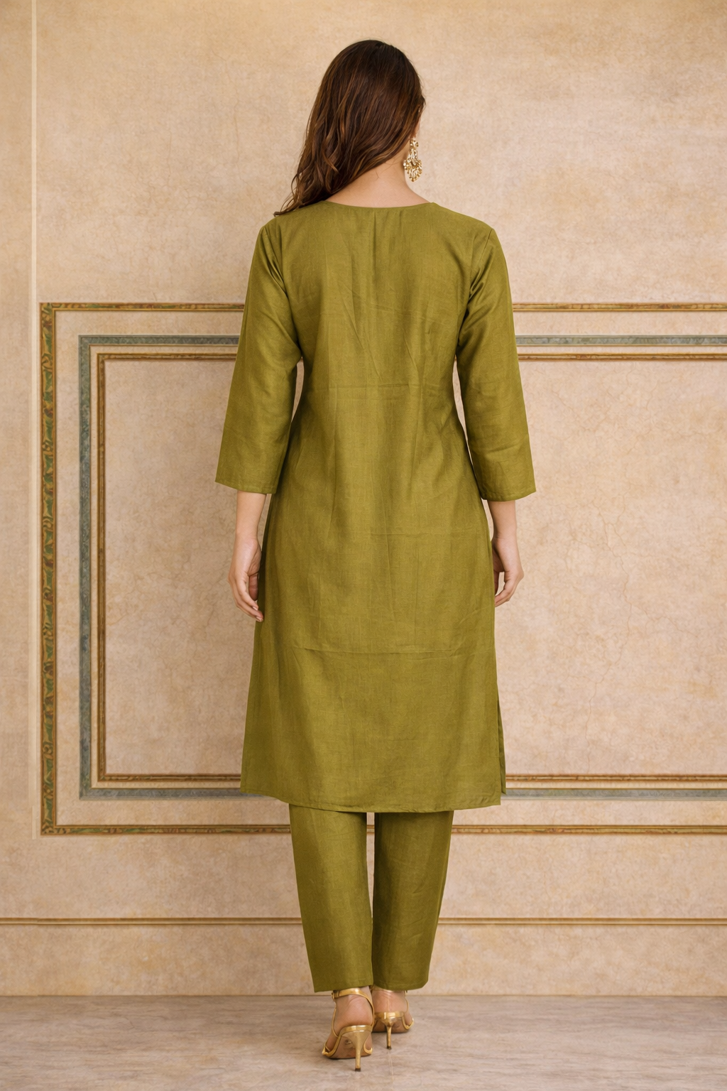 Bahara Thyme Embroidered Suit Set