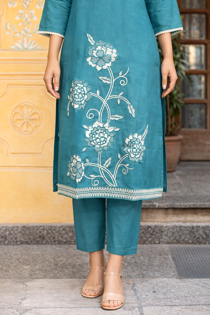 Bahara Horizon Embroidered Suit Set