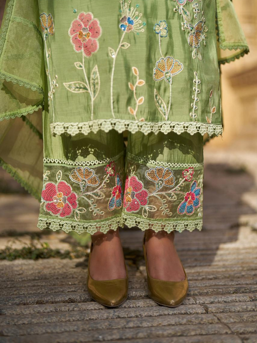Dagdai Aspar Full Work Lawn Suit Set