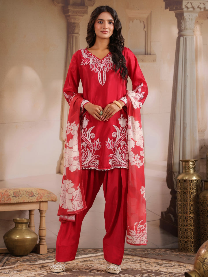 Dagdai Blush Embroidery Farshi Suit Set