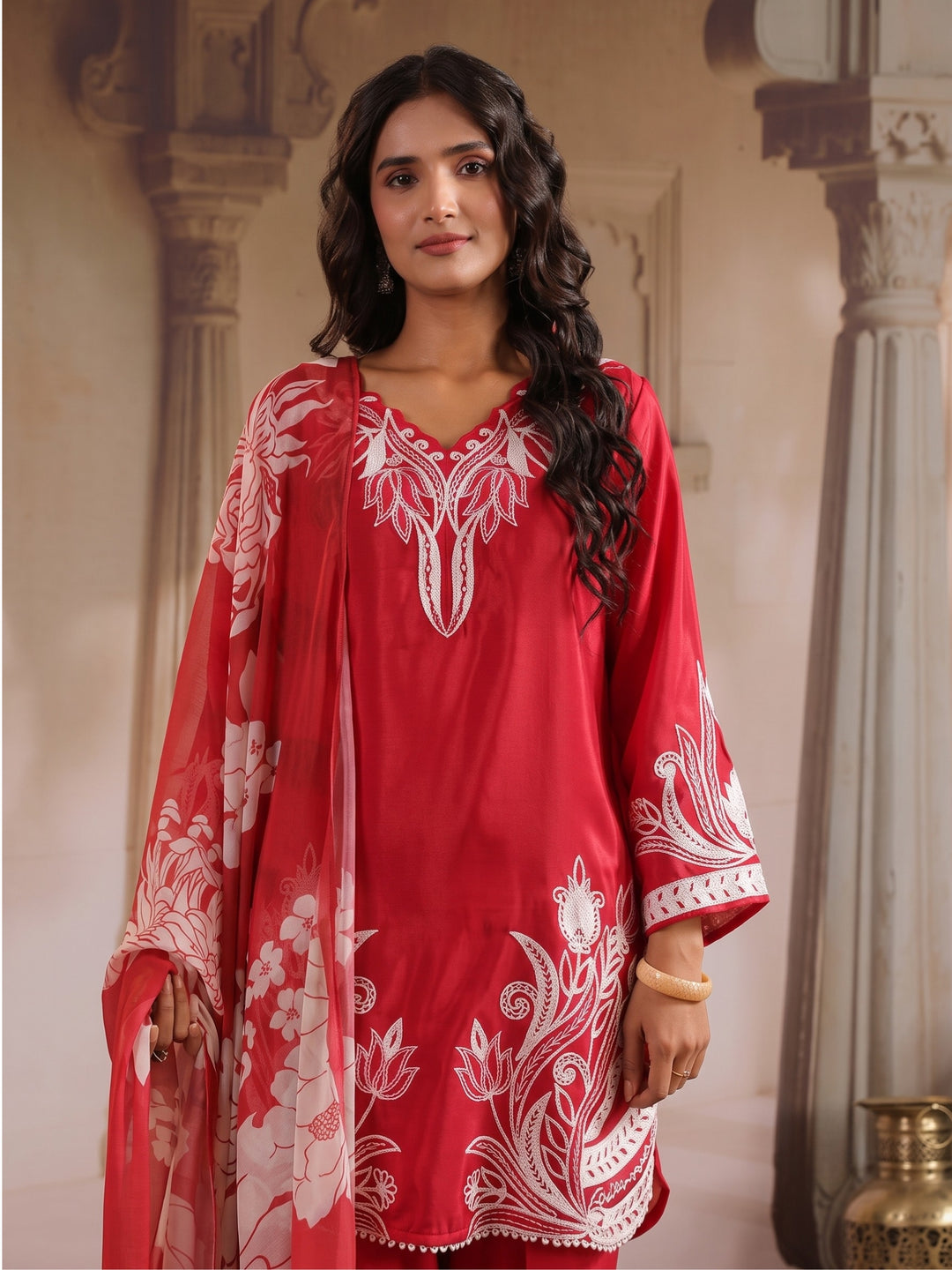 Dagdai Blush Embroidery Farshi Suit Set