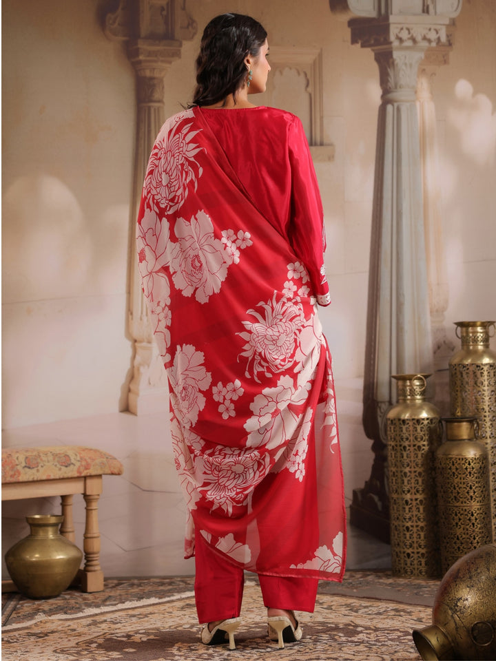 Dagdai Blush Embroidery Farshi Suit Set