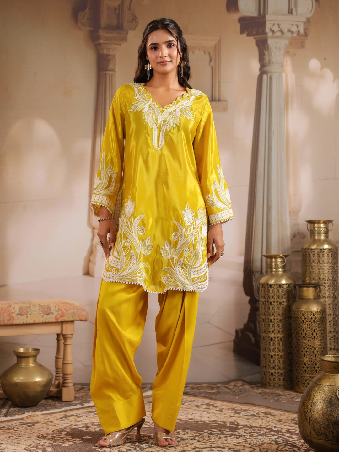 Dagdai Sunshine Embroidery Farshi Suit Set
