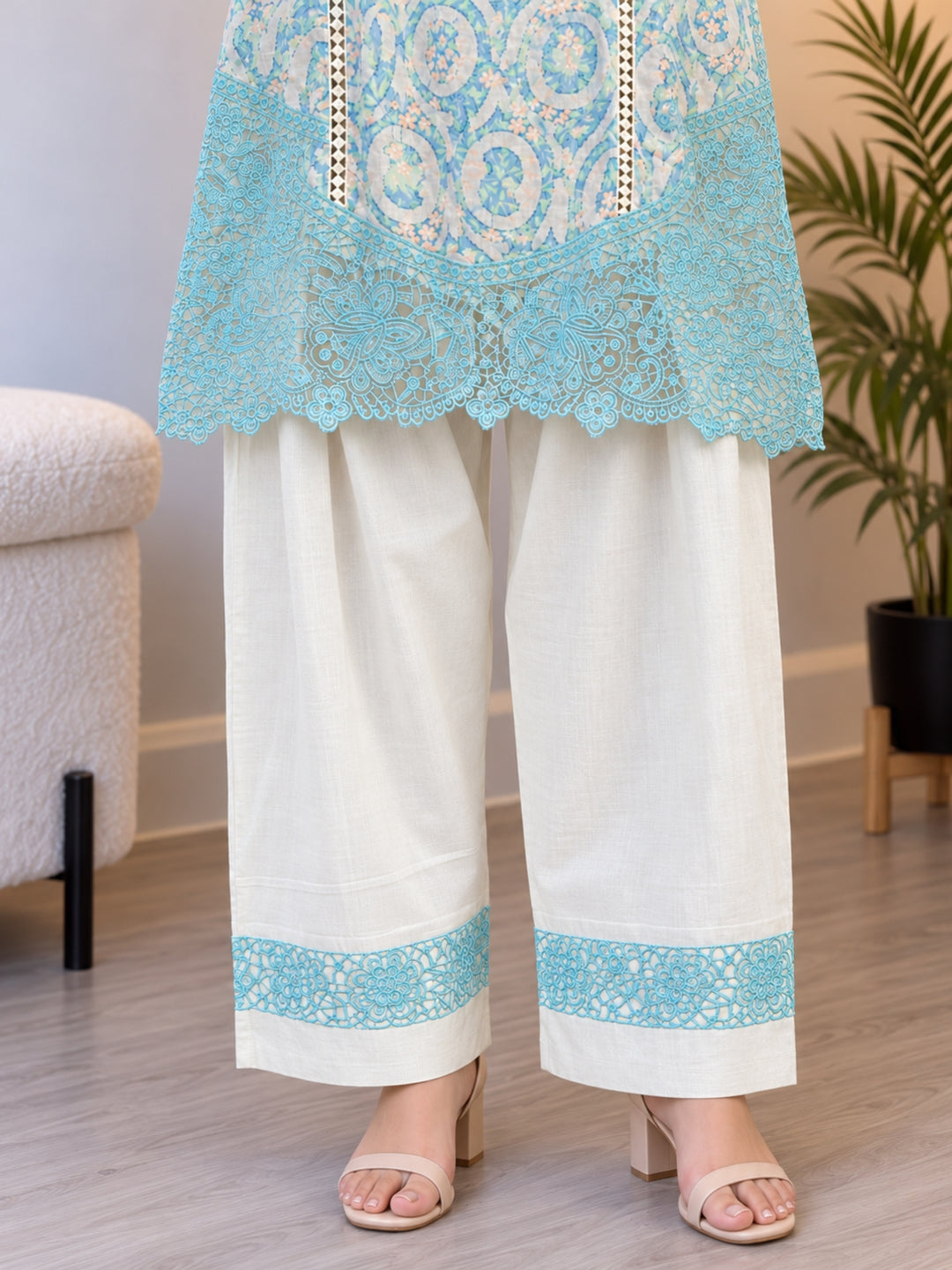 Dagdai Yin Embroidery Cotton Suit Set
